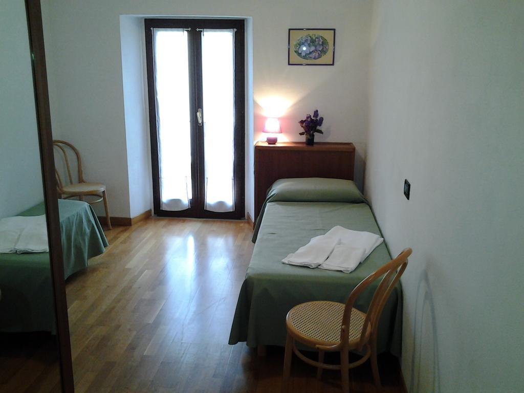 Cascina Roland Guest House Villar Focchiardo Room photo